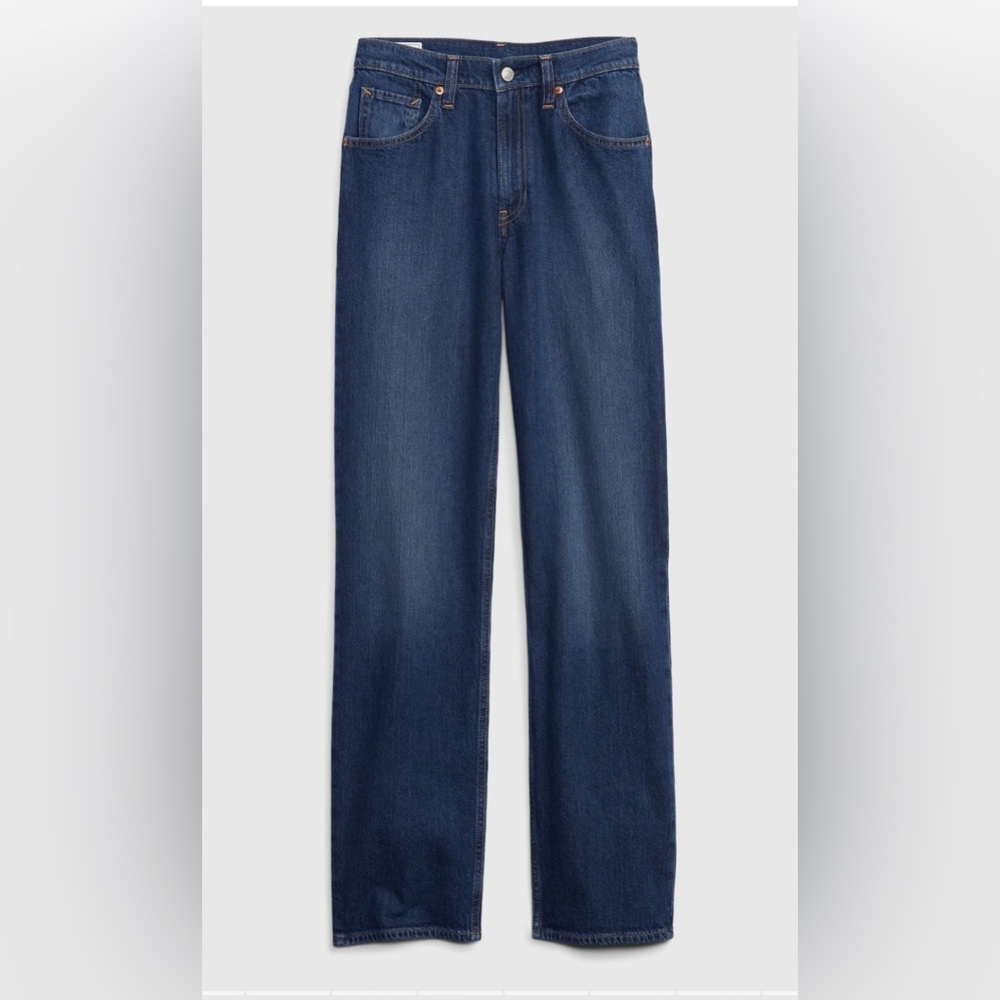 GAP Mid Rise '90s Loose Jeans
Size 25/0 Regular 
Medium blue
Like new condition